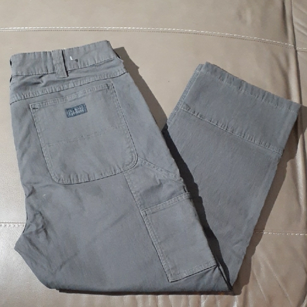 NWOT Colorado Clothing Grayish Brown Cargo Pants - 38x30